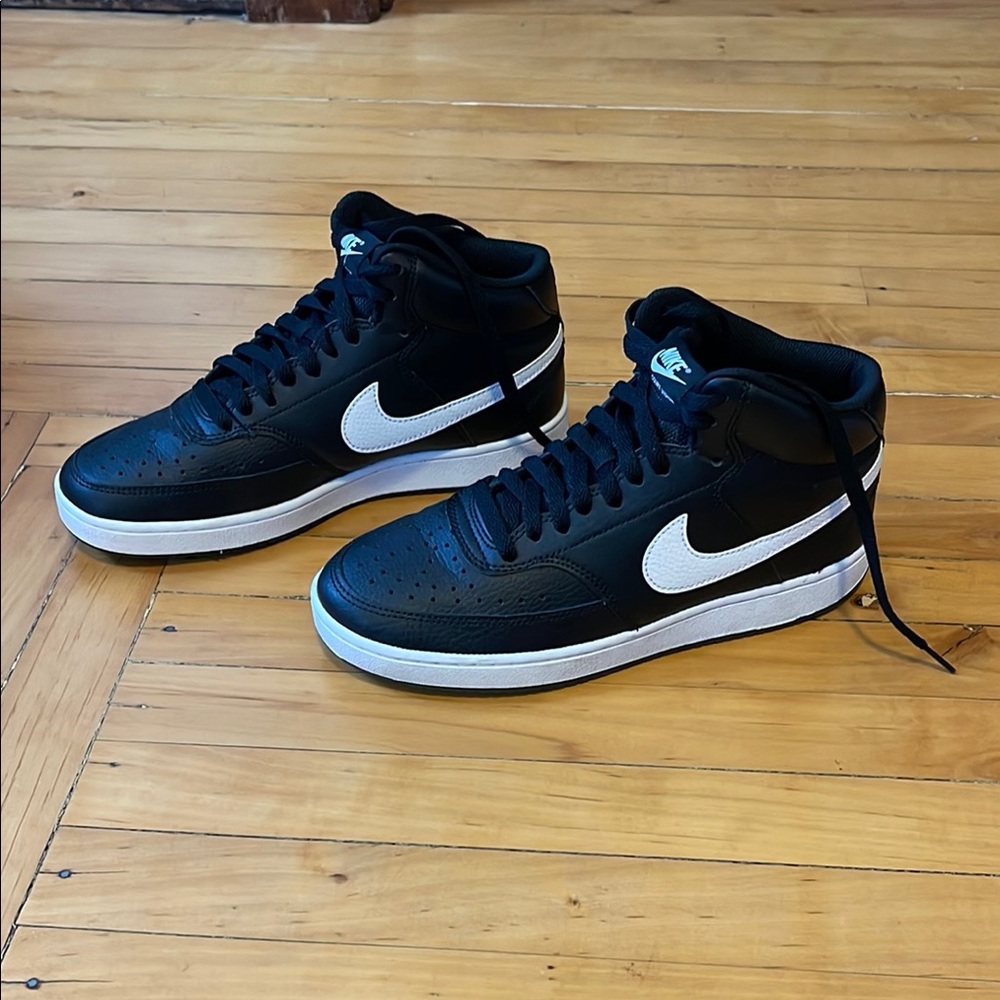Nike women’s Court Vision Black and White Sneakers